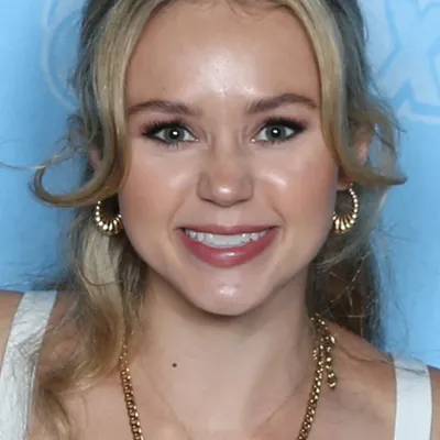Brec Bassinger