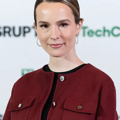 Bridgit Mendler