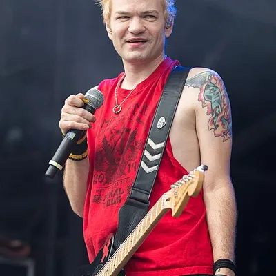 Deryck Whibley