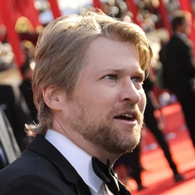 Todd Lowe